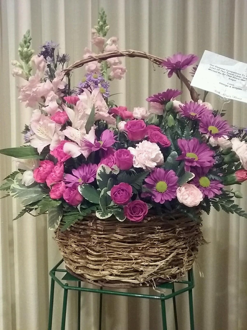 Beth Allens Florist | 2295 Starr Ave, Oregon, OH 43616 | Phone: (419) 698-8021