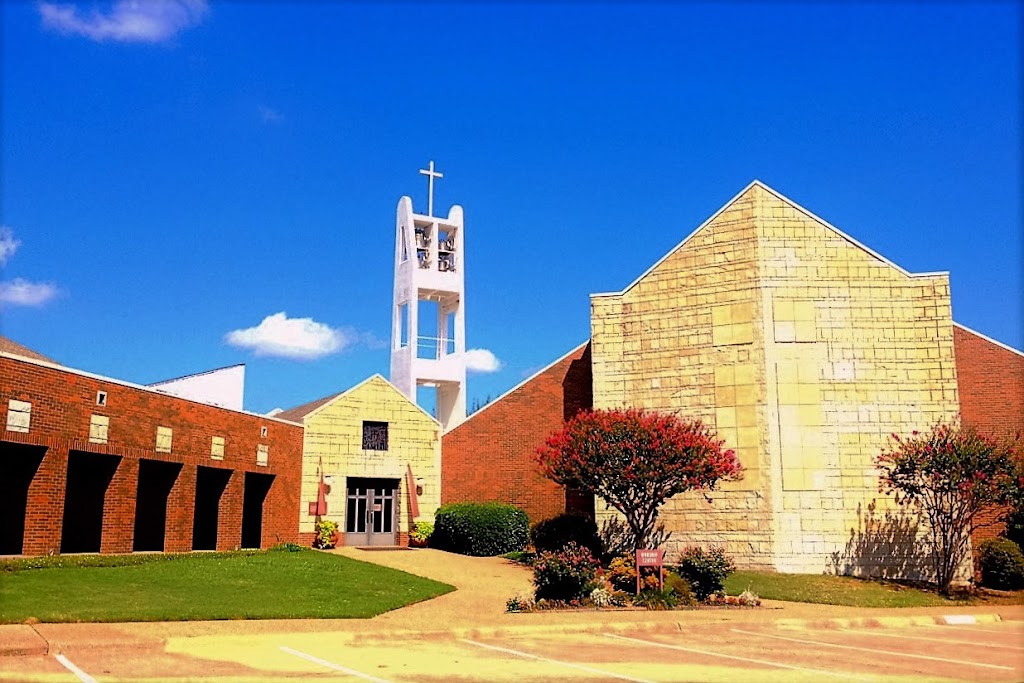 Advent Lutheran Church- Iglesia Luterana Adviento | 3232 S Cooper St, Arlington, TX 76015, USA | Phone: (817) 465-6793