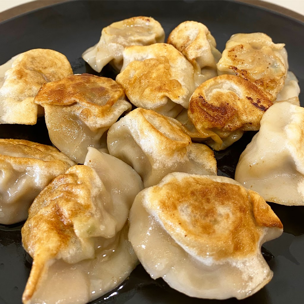 Bao Dumplings & Bao Tea 寶餃寶茶 | Foodcourt, Raceway Mall, 3710 US-9, Freehold Township, NJ 07728, USA | Phone: (732) 391-7545