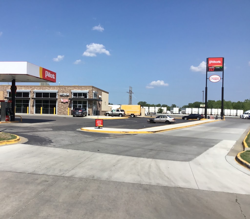 Pilot Travel Center | 8801 NE Birmingham Rd, Kansas City, MO 64161, USA | Phone: (816) 453-0076