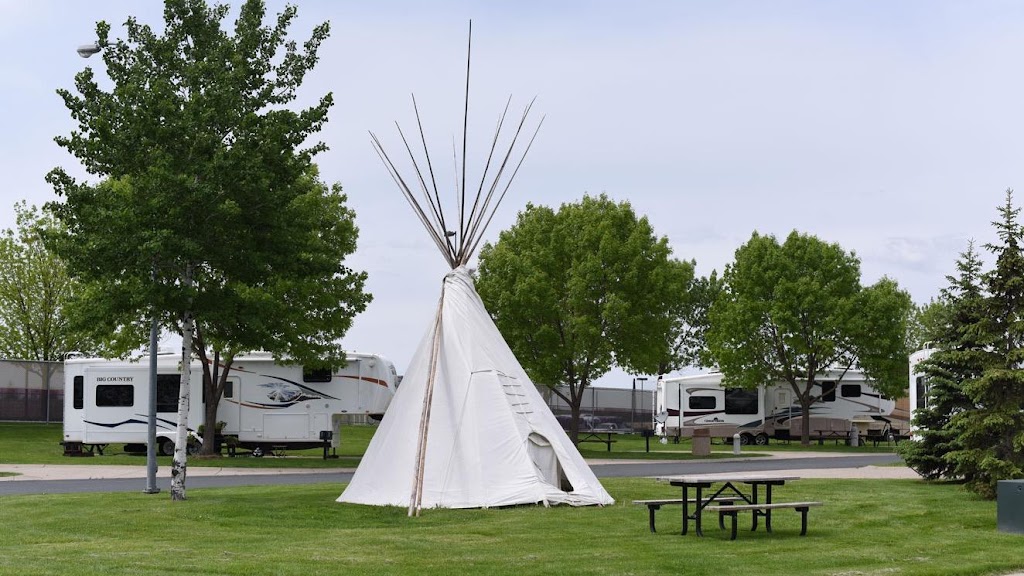 Dakotah Meadows RV Park | 2341 Park Pl NW, Prior Lake, MN 55372, USA | Phone: (952) 445-8800