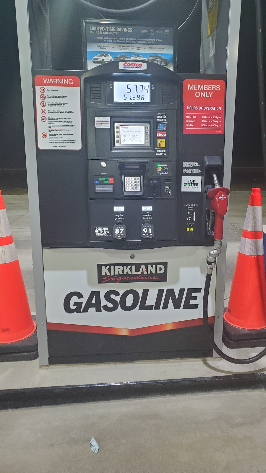 Costco Gas Station | 7500 Pin Oak Dr, Niagara Falls, ON L2H 2E9, Canada | Phone: (365) 447-0200