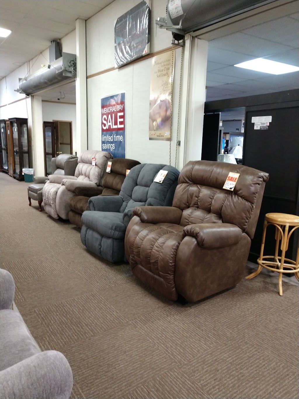 Hopkins Furniture & Appliance | 1509 NW 28th St, Fort Worth, TX 76164, USA | Phone: (817) 624-8444