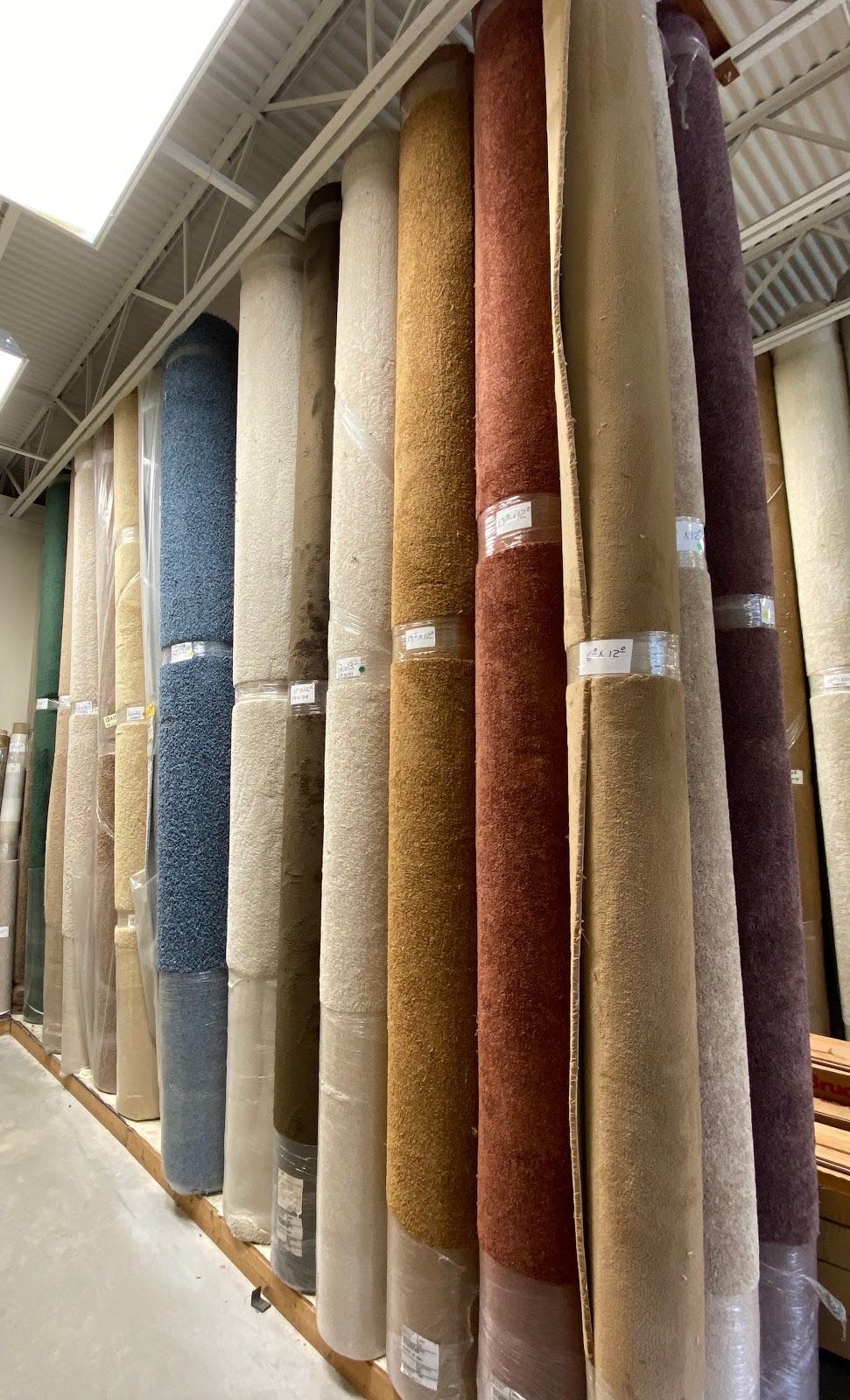 Eds Flooring Clearance Center | 9 Blossom Rd, Plaistow, NH 03865, USA | Phone: (603) 378-9295