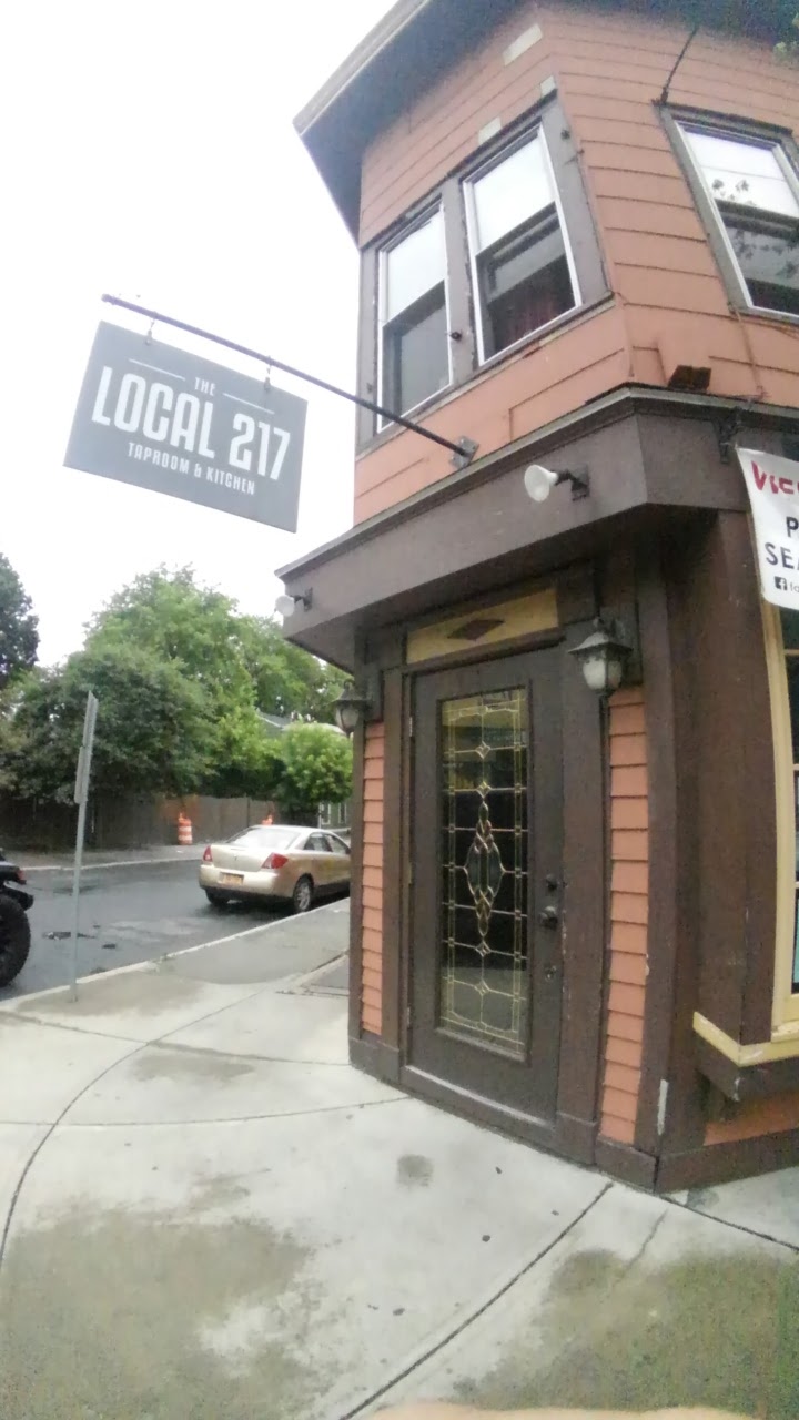 The Local 217 Taproom & Kitchen | 12 1/2 Delaware Ave, Albany, NY 12210, USA | Phone: (518) 462-0050