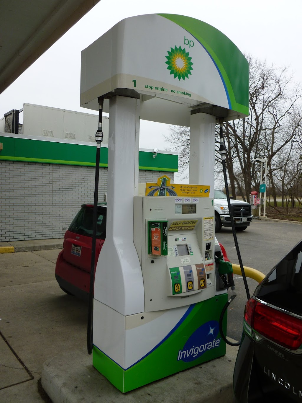 bp | 490 Milwaukee Ave, Lincolnshire, IL 60069, USA | Phone: (847) 634-3223