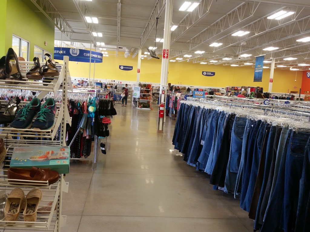 Goodwill - Shakopee | 4450 12th Ave E, Shakopee, MN 55379, USA | Phone: (952) 233-8897