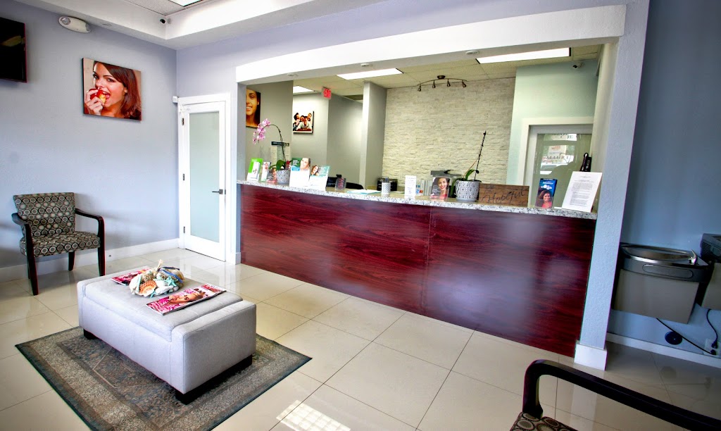 Allure Dental | 4267 W Commercial Blvd, Tamarac, FL 33319, USA | Phone: (954) 677-3202