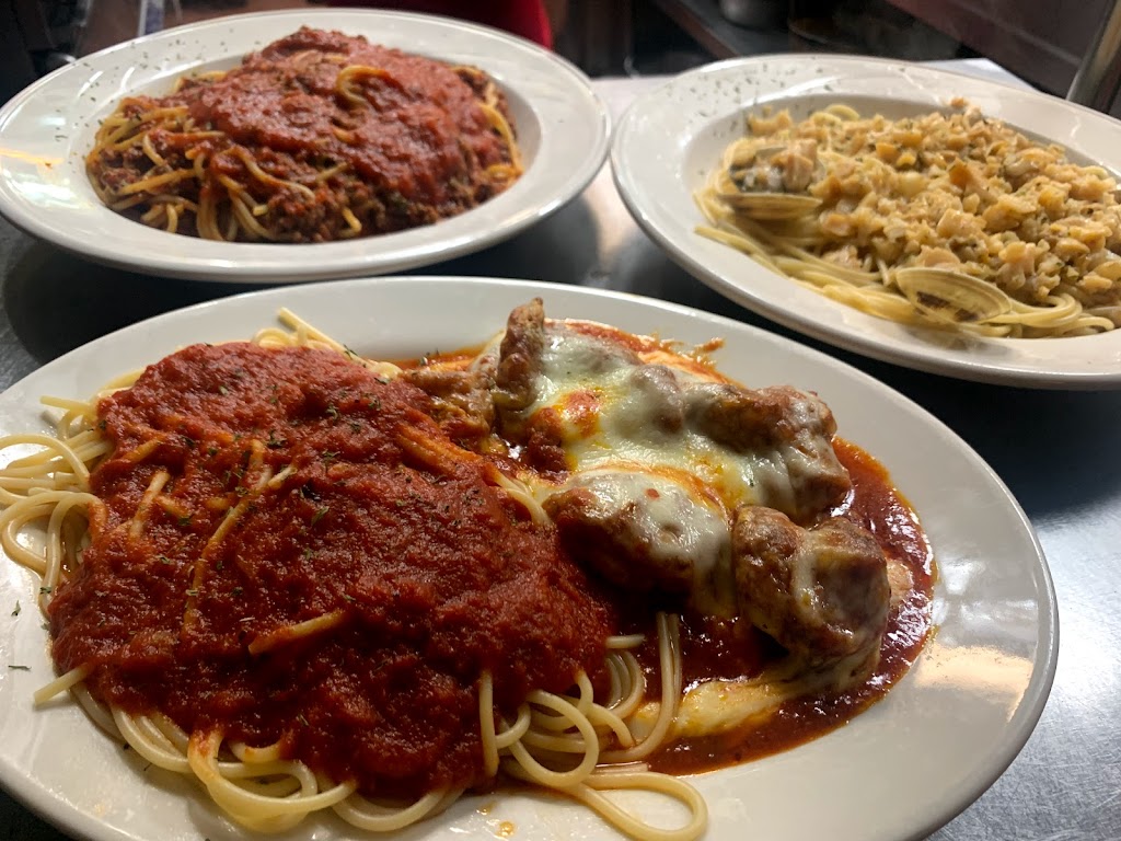 Francos Pizza | 249 W Rte 59, Nanuet, NY 10954, USA | Phone: (845) 623-5690