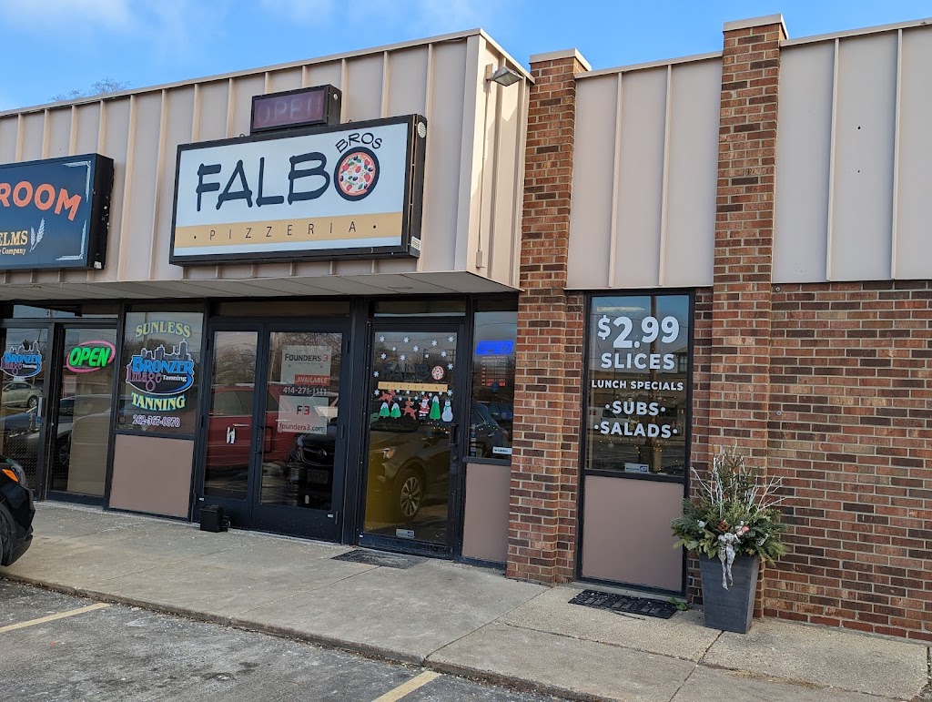 Falbo Bros Pizzeria | 418 Merton Ave, Hartland, WI 53029, USA | Phone: (262) 367-2700