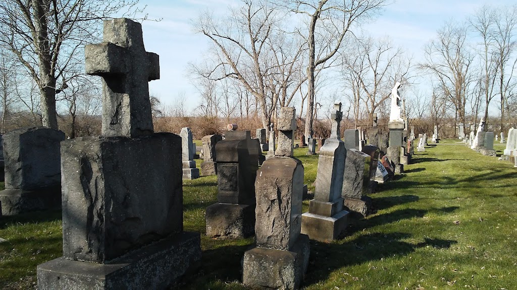 St Marys Cemetery | 4720 E 71st St, Cleveland, OH 44125, USA | Phone: (216) 429-0165