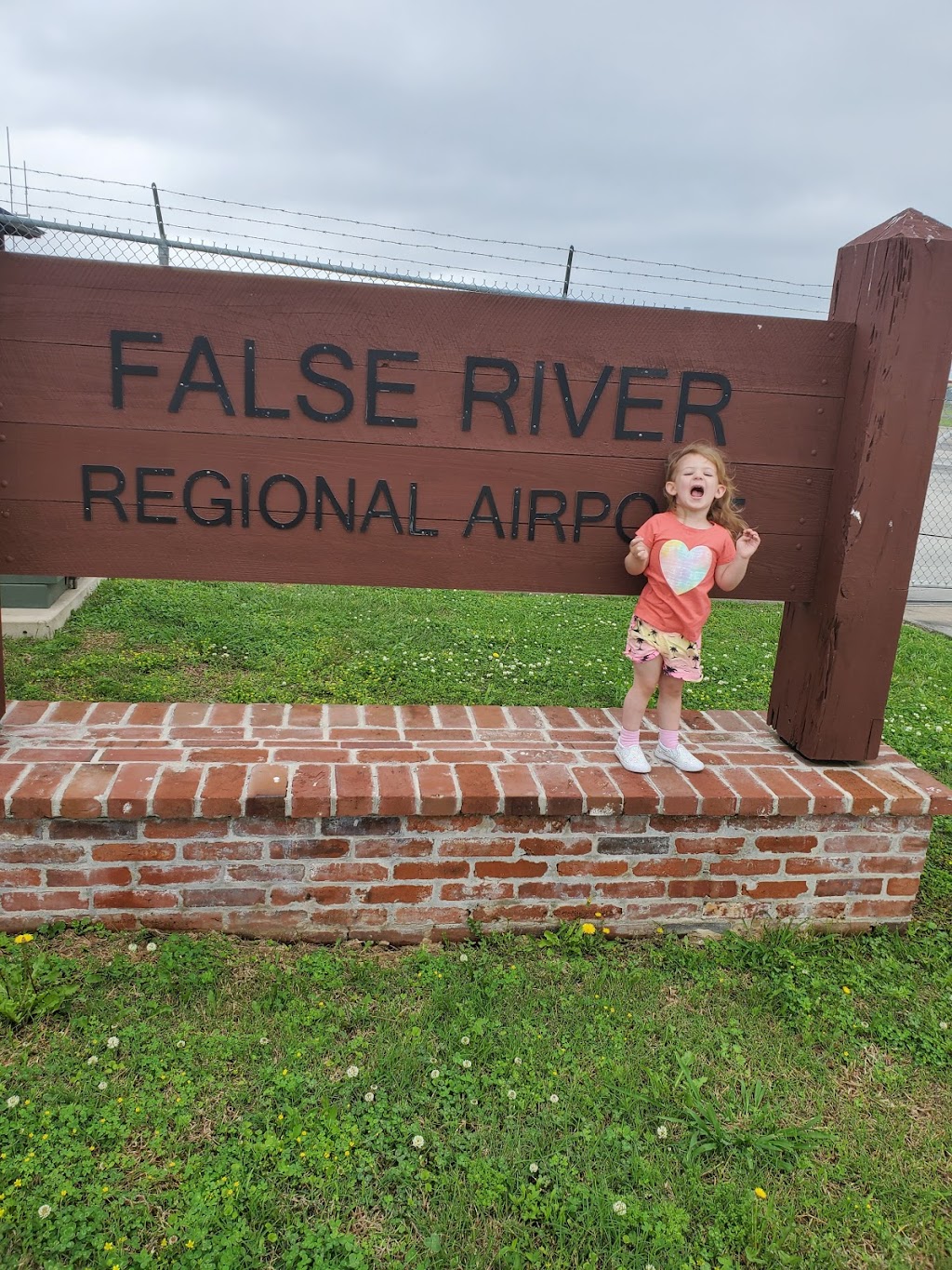 False River Regional Airport-Hzr | 8662 Airport Spur, New Roads, LA 70760, USA | Phone: (225) 638-3192