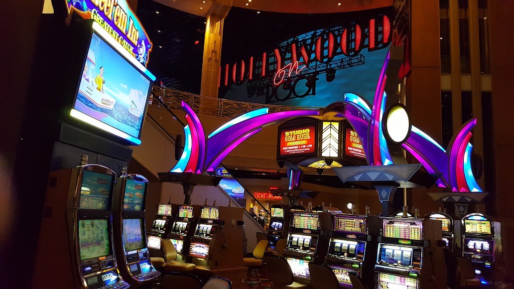 Hollywood Casino & Hotel Lawrenceburg | 777 Hollywood Blvd, Lawrenceburg, IN 47025, USA | Phone: (888) 274-6797