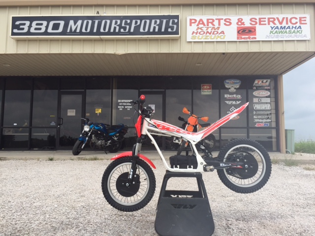 380 Motorsports Beta Motorcycle Dealer | 3936 US-287 #10, Decatur, TX 76234, USA | Phone: (817) 752-8456