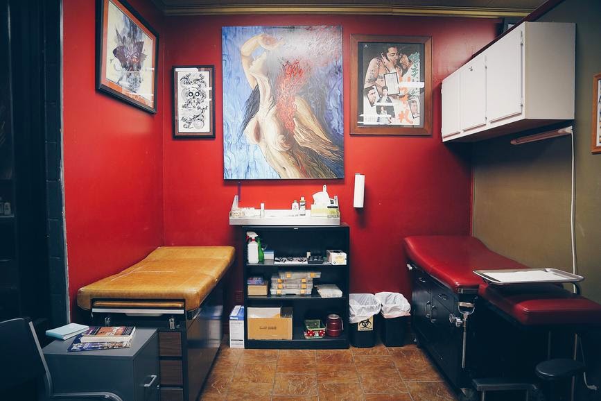 Classic Tattoo Studio | 1710 W Foothill Blvd, Upland, CA 91786, USA | Phone: (909) 949-7971