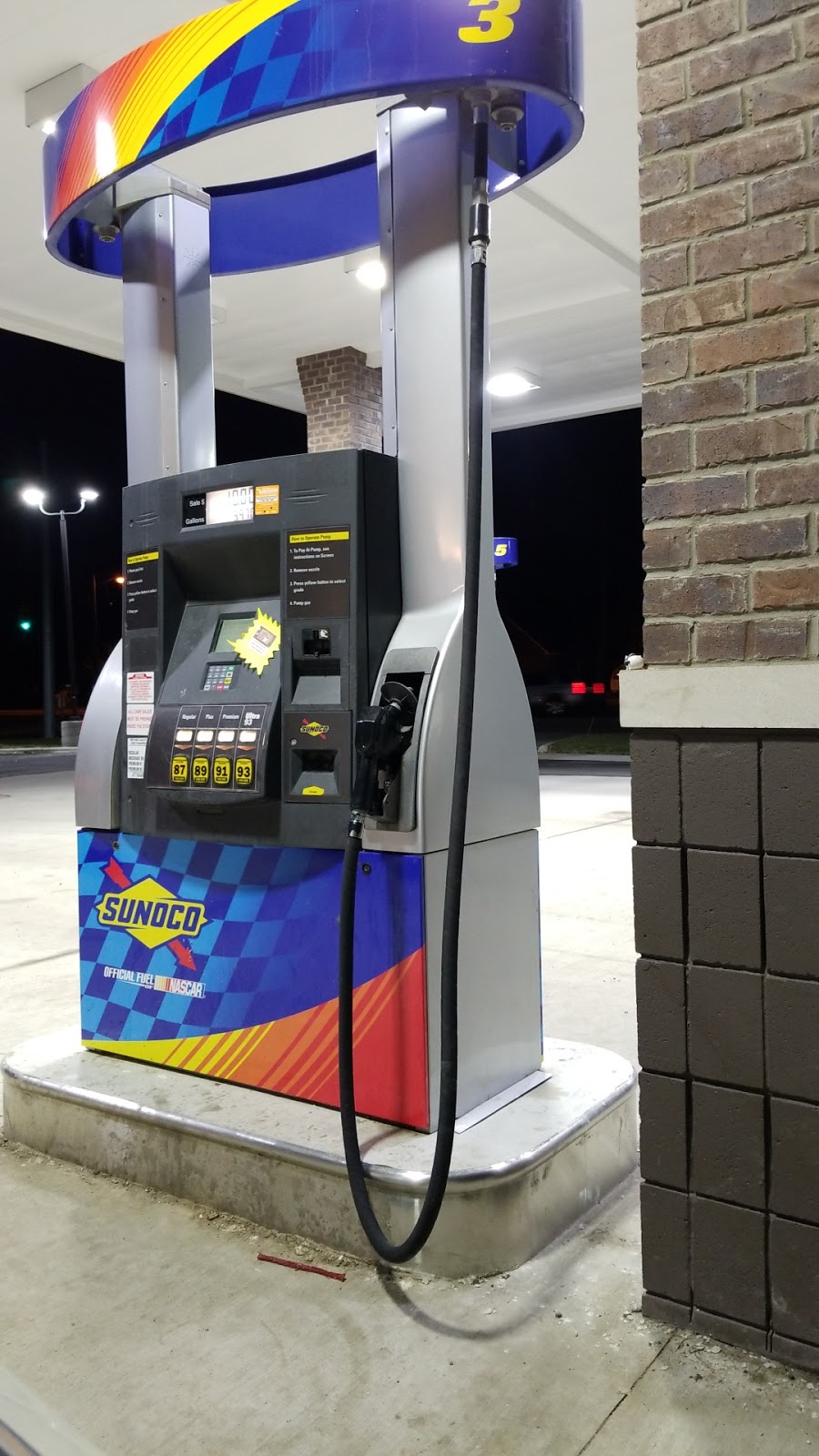 Sunoco Gas Station | 5990 Williams Lake Rd, Waterford Twp, MI 48329, USA | Phone: (248) 623-6770