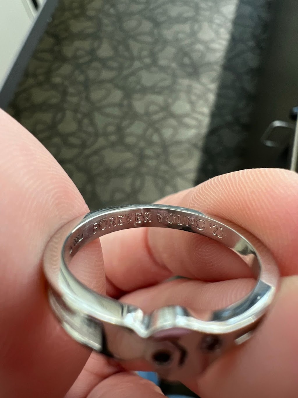 KAY Outlet | 15837 N Fwy Ste. 1040, Fort Worth, TX 76177, USA | Phone: (682) 831-1496