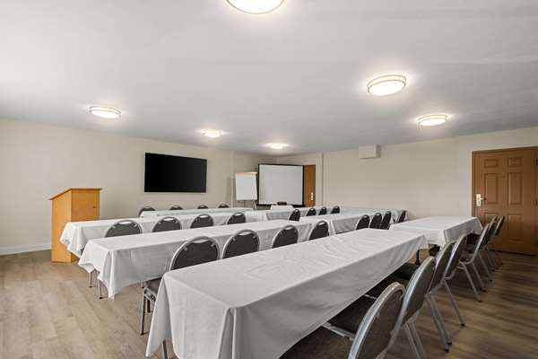 Quality Inn Sarasota I-75 | 5778 Clark Rd, Sarasota, FL 34233, USA | Phone: (941) 231-0573