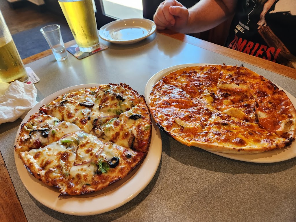 Hometown Pizza - Bardstown | 109 Blakenrod Blvd, Coxs Creek, KY 40013, USA | Phone: (502) 348-2233