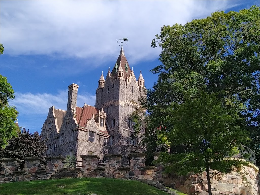 Boldt Castle & Boldt Yacht House | 1 Heart Island, Alexandria Bay, NY 13607, USA | Phone: (315) 482-9724