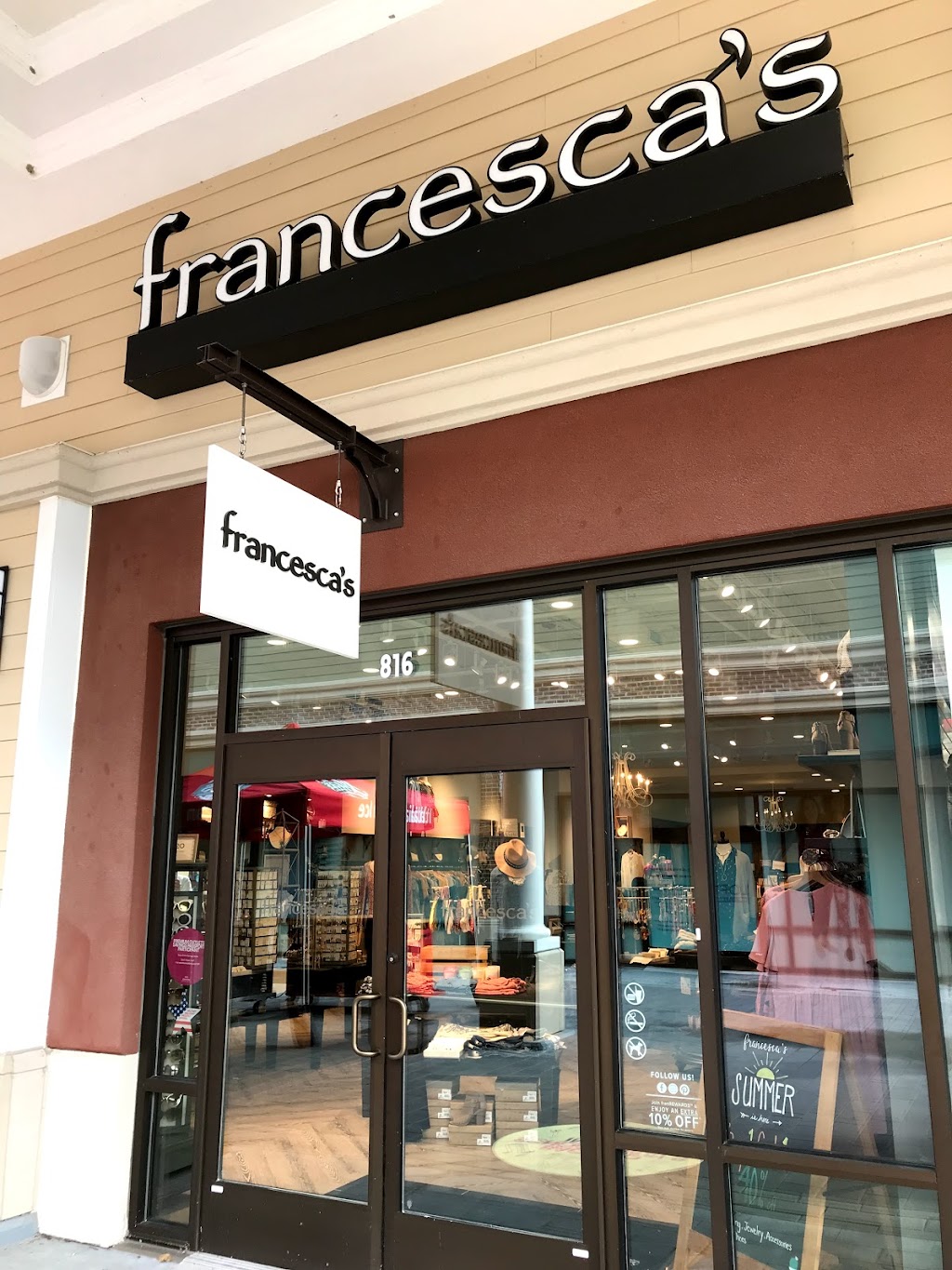 francescas | 1600 Premium Outlets Blvd #816, Norfolk, VA 23502, USA | Phone: (757) 347-0393