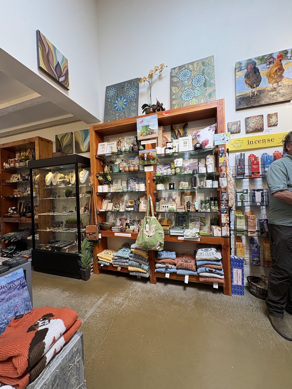 Topanga Homegrown | 120 S Topanga Canyon Blvd Suite 102, Topanga, CA 90290, USA | Phone: (310) 455-8781