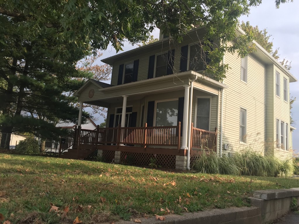 Riverside Real Estate LLC | 9425 W Main St, Belleville, IL 62223, USA | Phone: (618) 212-3100