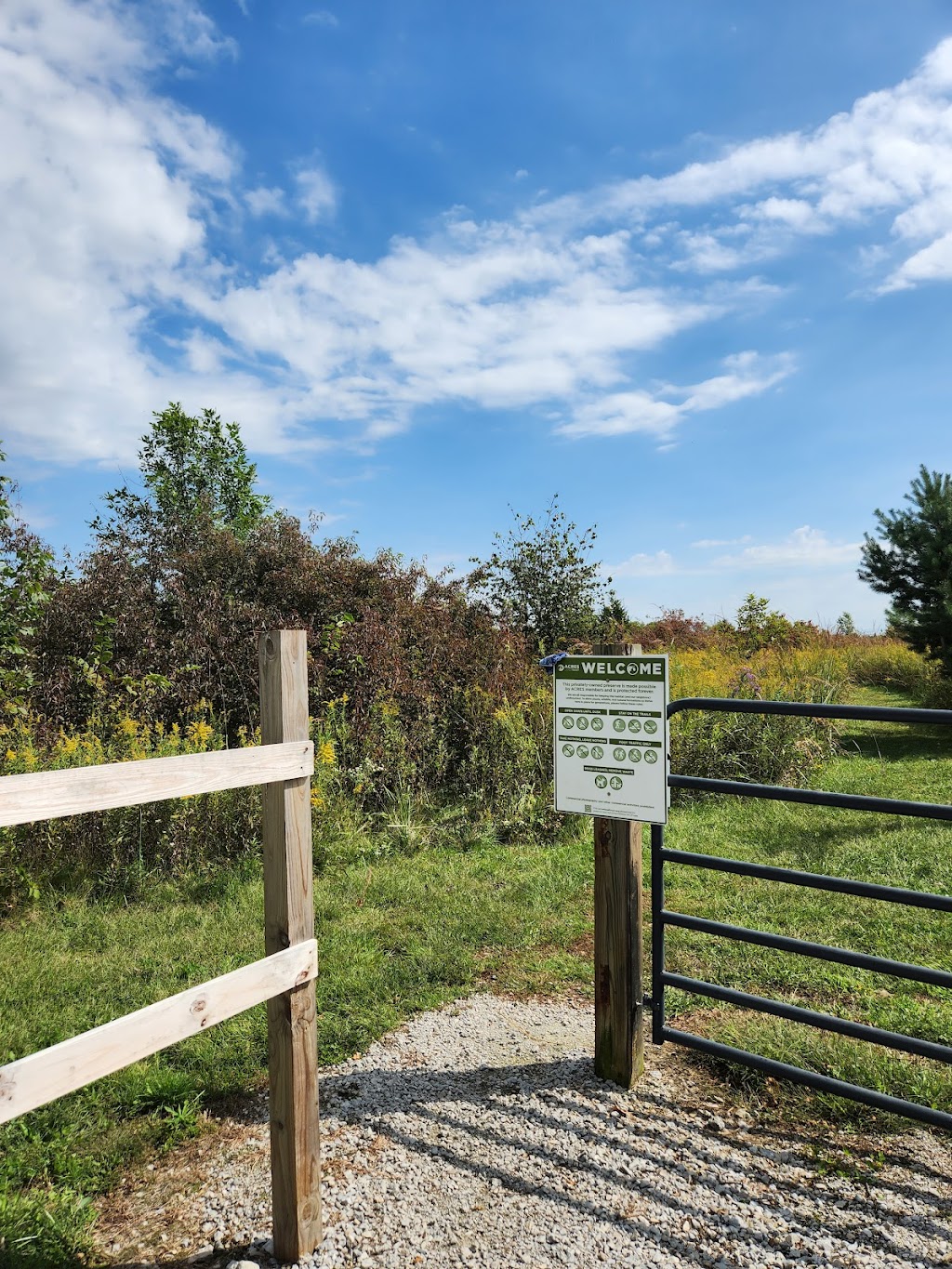 Fogwell Forest - ACRES Land Trust | 9630 Whippoorwill Dr, Fort Wayne, IN 46809, USA | Phone: (260) 637-2273