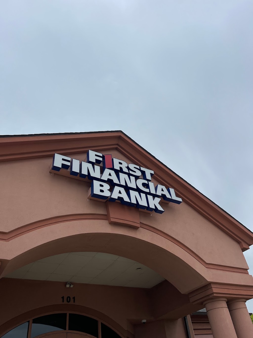 First Financial Bank | 101 Northgate Dr, Waxahachie, TX 75165, USA | Phone: (972) 723-7150