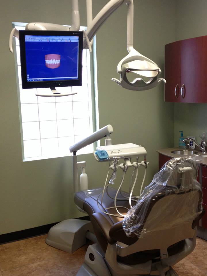 Crescent City Dentistry St. Rose | 10964 River Rd, St Rose, LA 70087, USA | Phone: (504) 469-9778