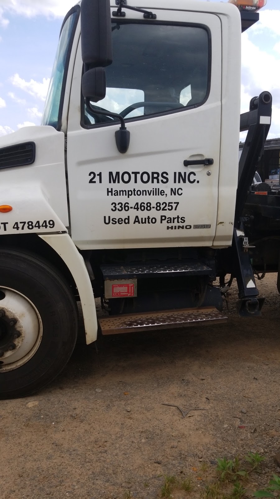 21 Motors | 2117 US-21, Hamptonville, NC 27020, USA | Phone: (336) 468-8257