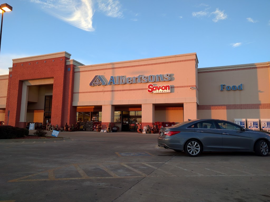 Albertsons | 210 W Katherine P Raines Dr, Cleburne, TX 76033, USA | Phone: (817) 641-2002