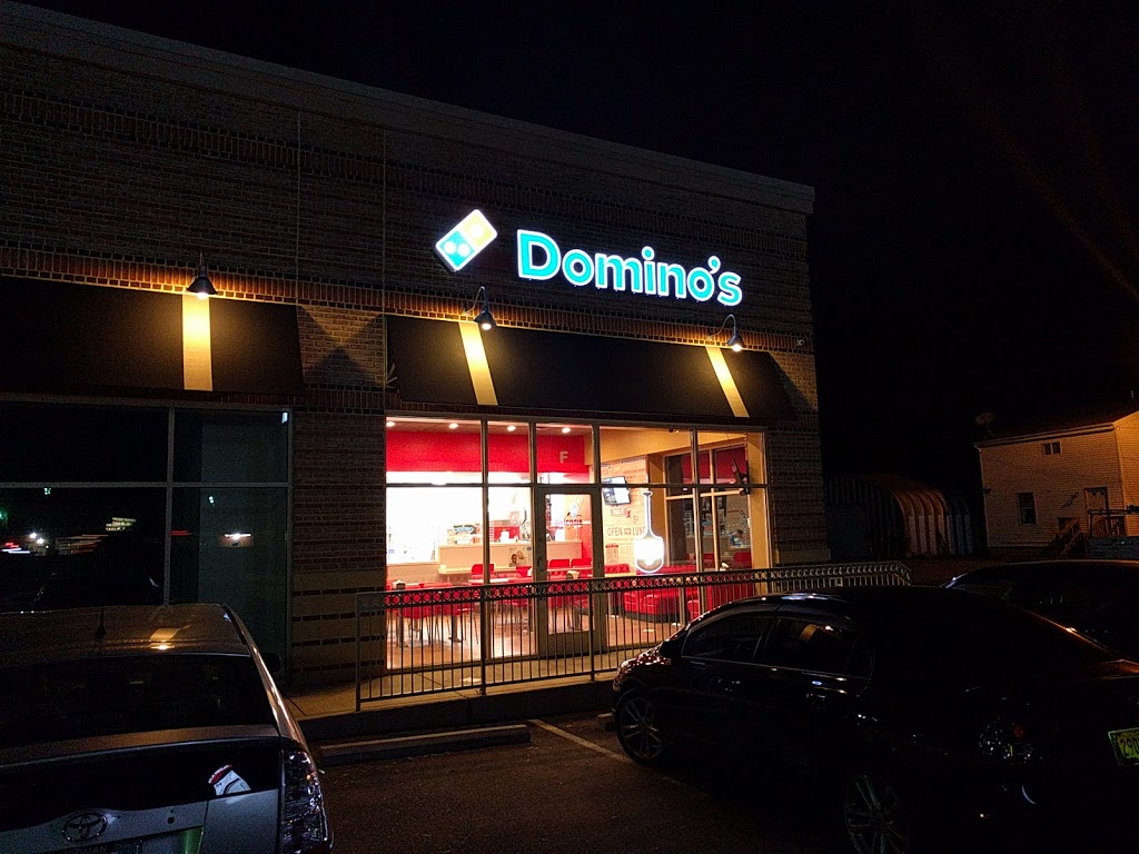 Dominos Pizza | 2215 Crain Hwy, Waldorf, MD 20601, USA | Phone: (301) 645-3030
