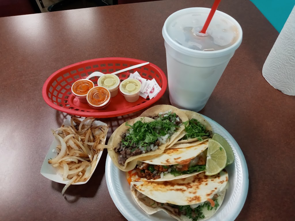Tacos El Barrio | 2705 NE 28th St STE 108, Fort Worth, TX 76111, USA | Phone: (817) 882-6779
