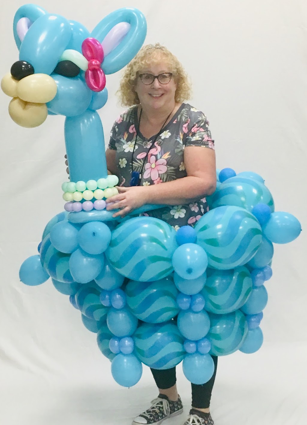 Balloon Artist Shades the Clown | 6744 Ballard Ave, Lincoln, NE 68507, USA | Phone: (402) 464-8284