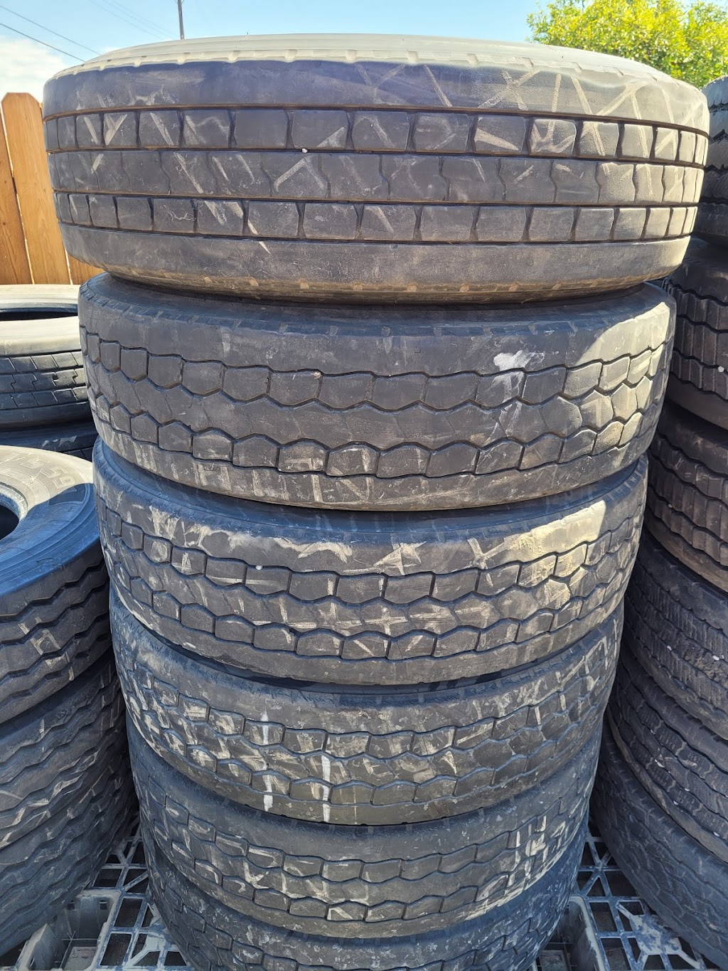 TIRES ROAD SERVICE TORRES | 19060 Mindanao St, Bloomington, CA 92316, USA | Phone: (909) 254-8789