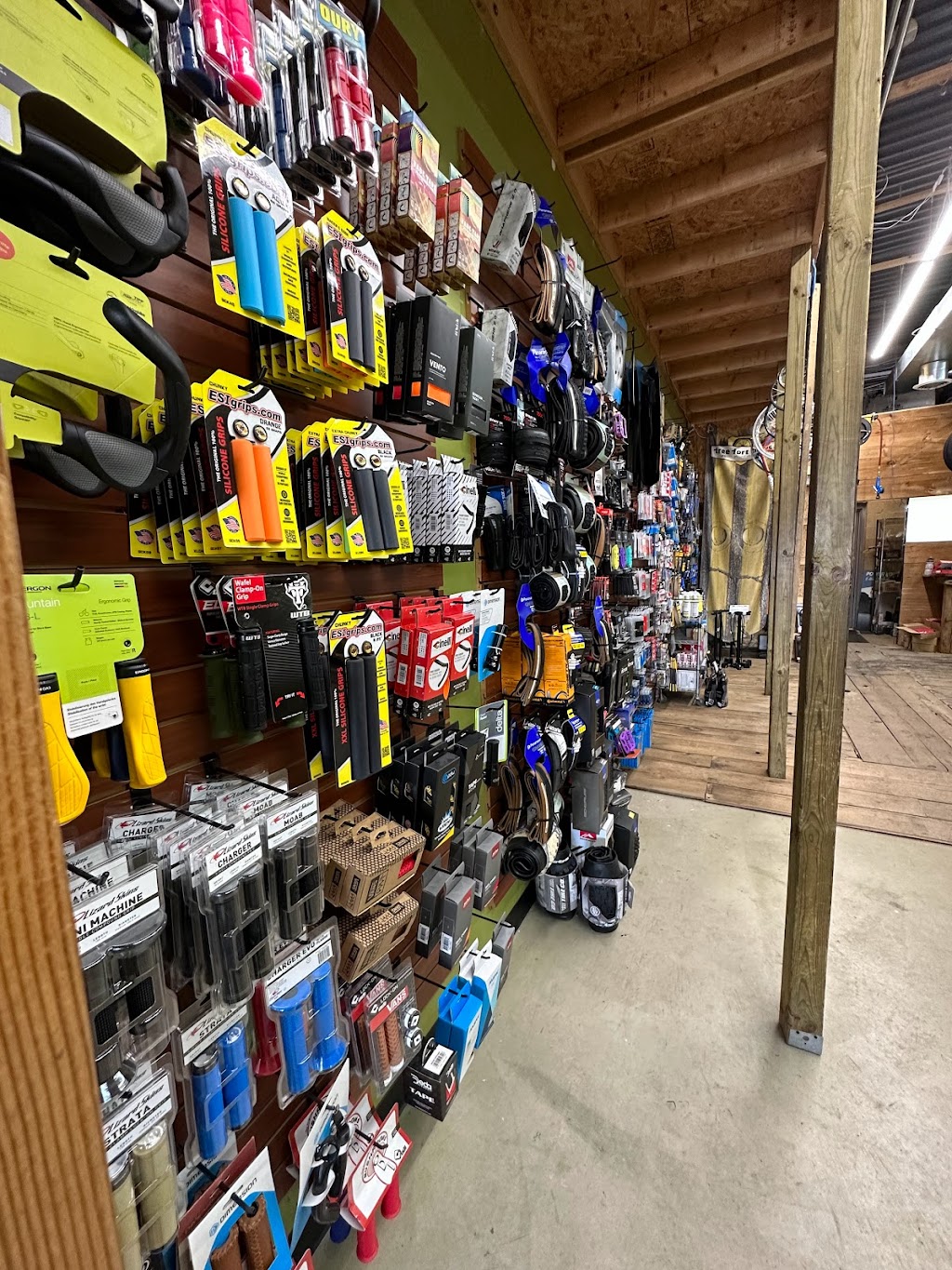 Tree Fort Bikes | 1866 Whittaker Rd, Ypsilanti, MI 48197, USA | Phone: (734) 484-9999