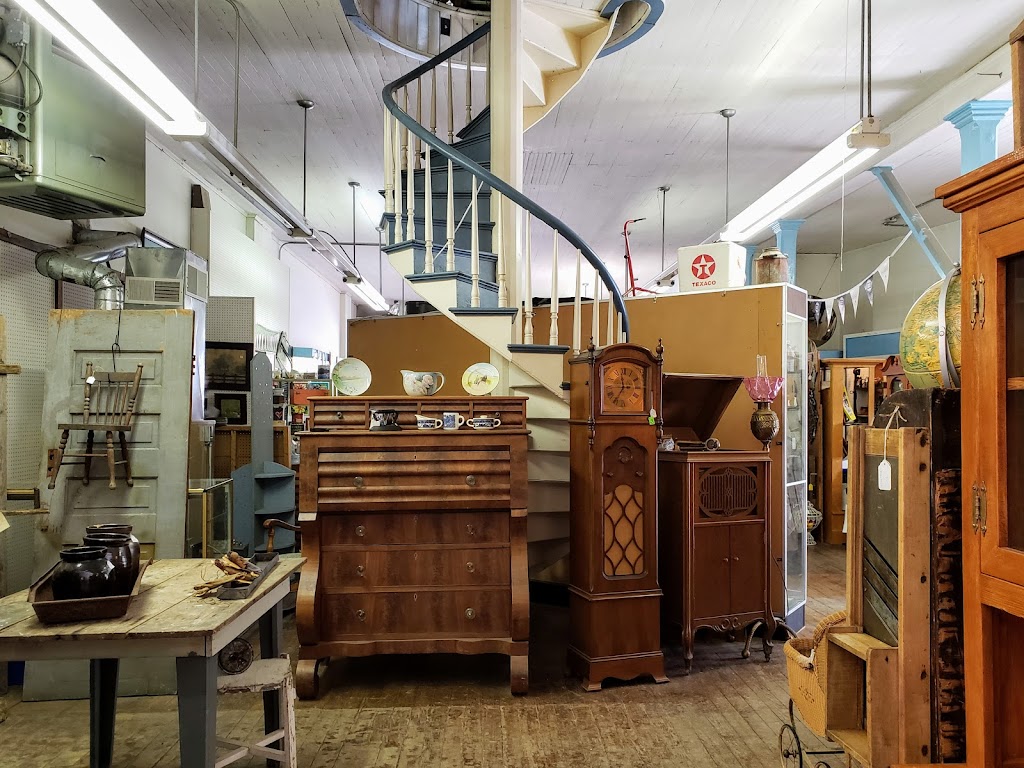 Blissfield Antiques Mall | 103 W Adrian St, Blissfield, MI 49228, USA | Phone: (517) 486-2236