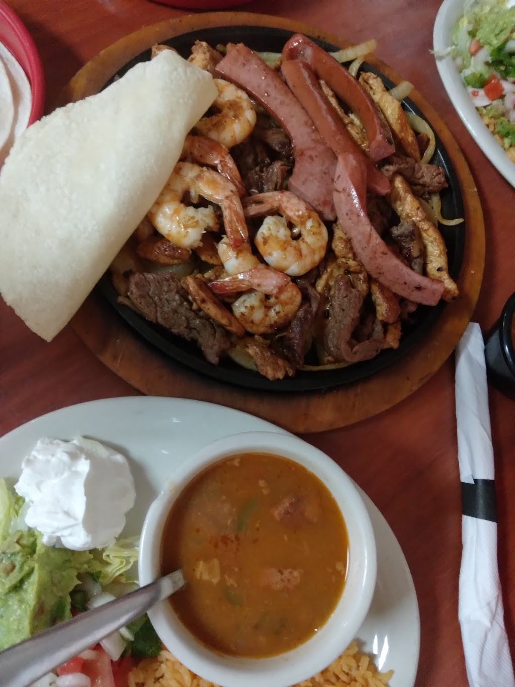 Rodriguez Mexican Grill | 8009 Lake June Rd, Dallas, TX 75217, USA | Phone: (214) 309-0212