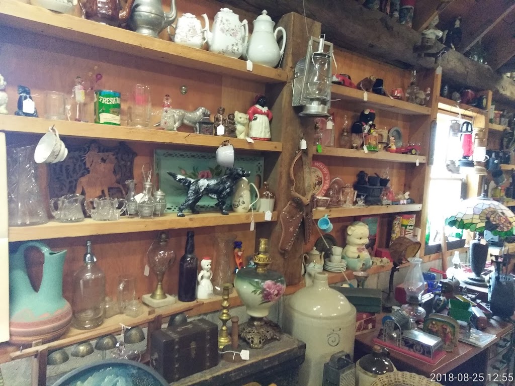 Stonehouse Antiques | Random Lake, WI 53075, USA | Phone: (920) 447-2059