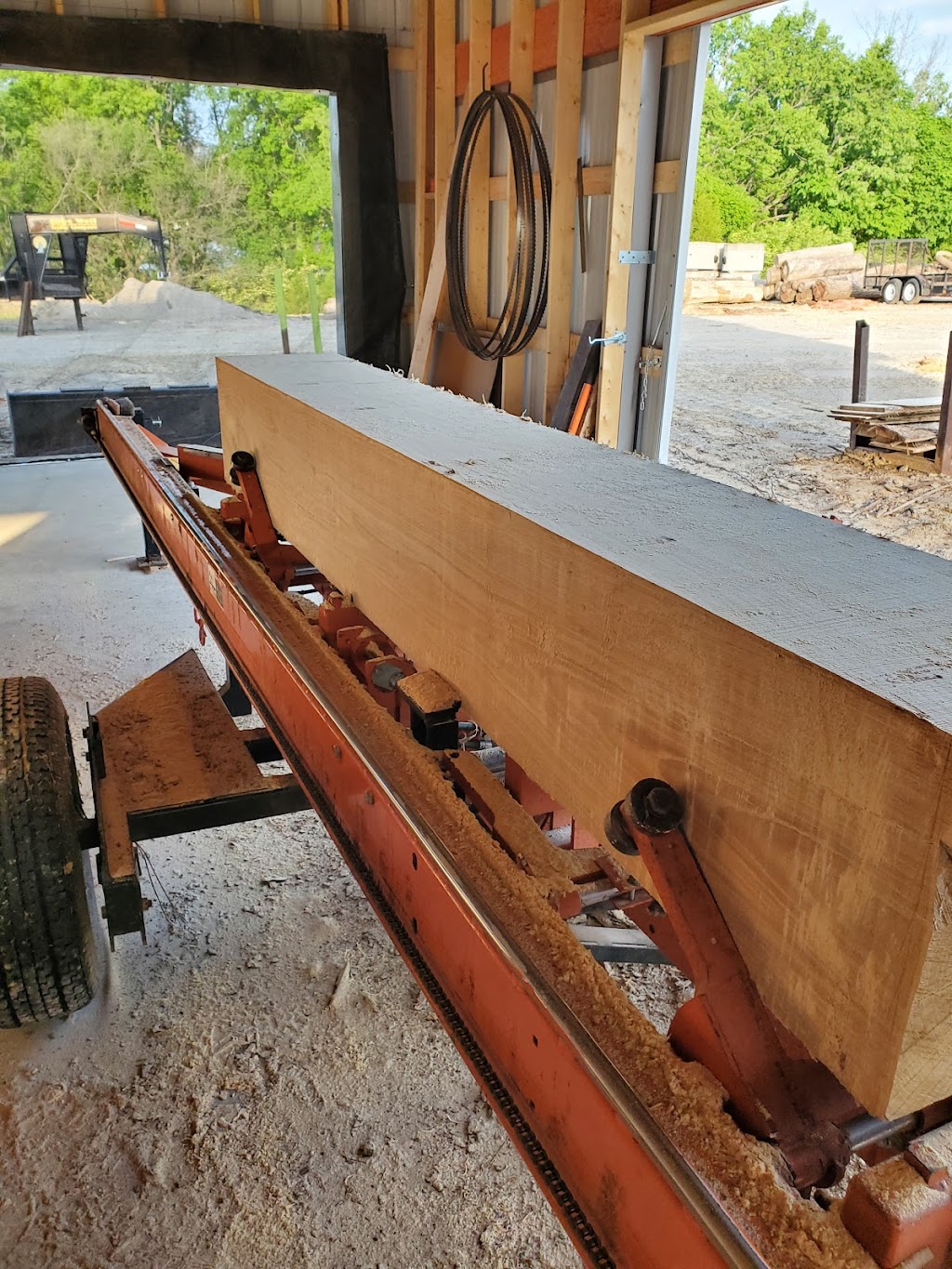 Sawing Logs Sawmill & Kiln | 5345 Louisville Rd, Salvisa, KY 40372 | Phone: (502) 604-8929