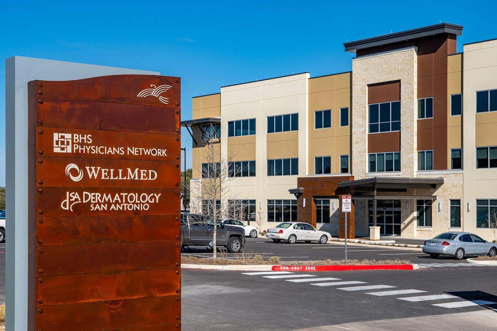 WellMed at Singing Hills | 524 Singing Oaks Suite 200, Bulverde, TX 78070, USA | Phone: (830) 980-8433