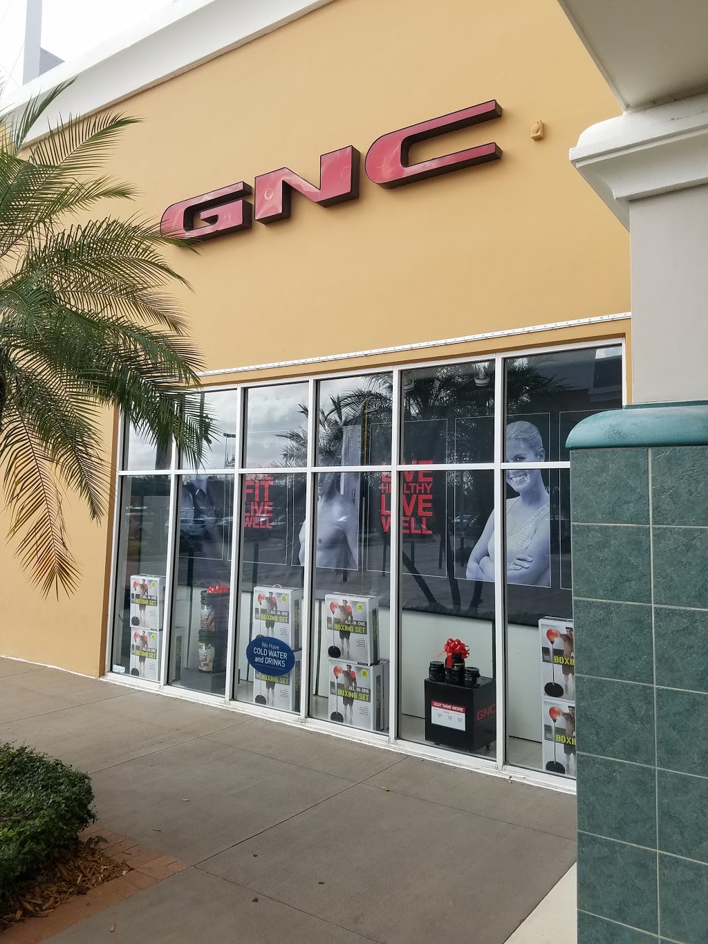 GNC | 15981 Pines Blvd, Pembroke Pines, FL 33027, USA | Phone: (954) 704-1000