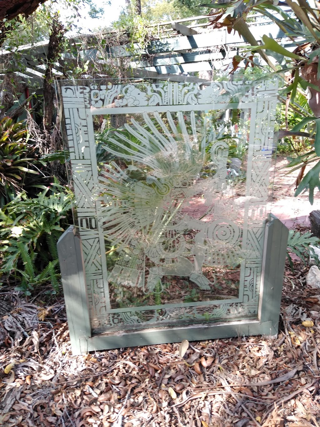 La Mancha Glass Gardens | 1191 Bayou Dr, Tarpon Springs, FL 34689, USA | Phone: (727) 934-2238