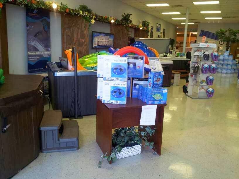 Bonnie & Clydes Pools and Spas | 6738 Lake Worth Blvd, Lake Worth, TX 76135, USA | Phone: (817) 237-7778