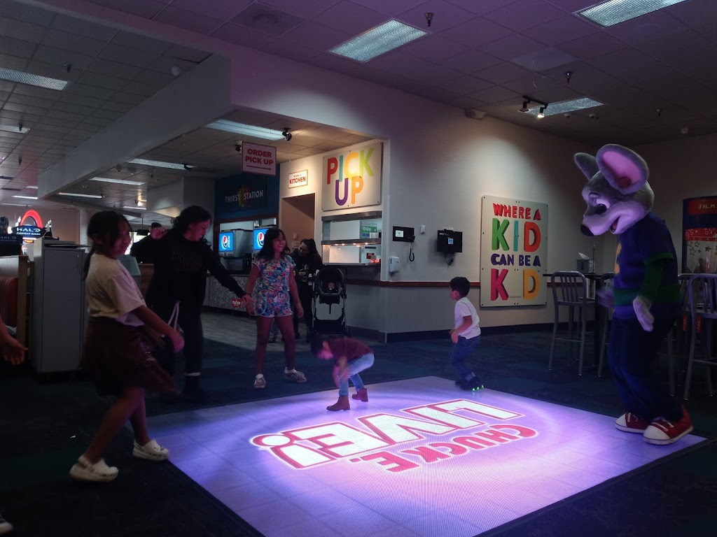 Chuck E. Cheese | 1027 Oliver Rd, Fairfield, CA 94533, USA | Phone: (707) 241-4004