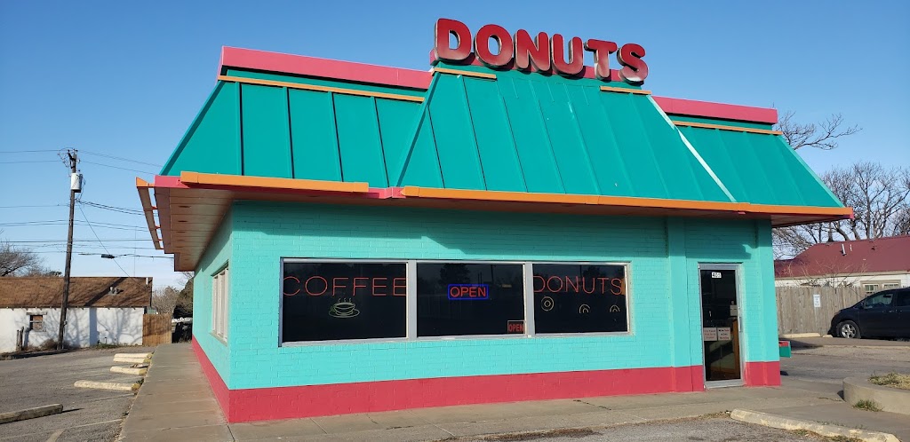 Good Morning Donuts | 405 S 1st St, Brownfield, TX 79316, USA | Phone: (806) 637-6935