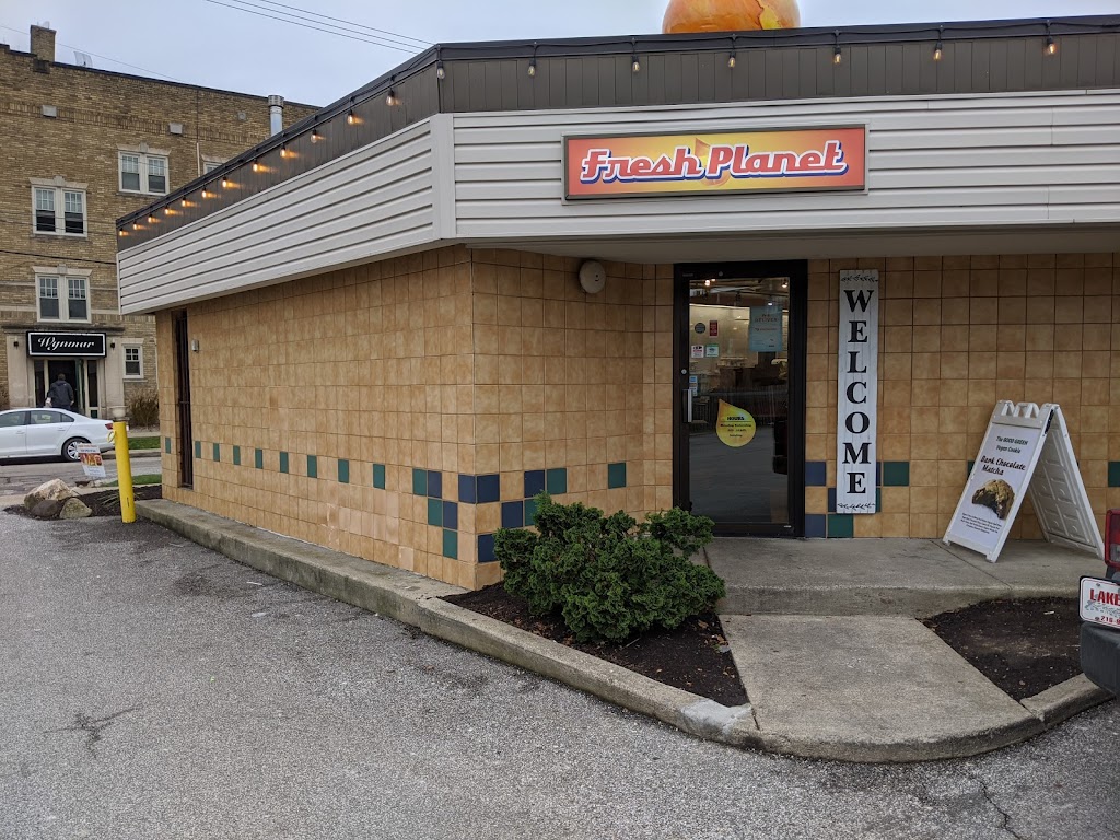 Liquid Fresh Planet Clifton | 11002 Clifton Blvd, Cleveland, OH 44102, USA | Phone: (216) 631-2266