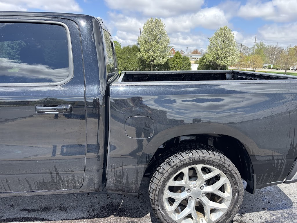 Key West Car Wash LLC | 2870 Frontier Dr, Warsaw, IN 46582, USA | Phone: (574) 267-8822