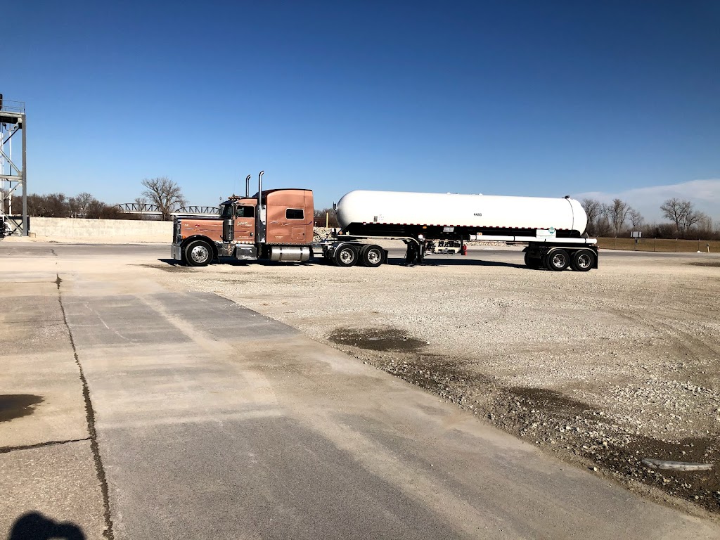 Larson Farms Trucking Inc | 25440 Co Rd L34, Underwood, IA 51576, USA | Phone: (712) 545-3051